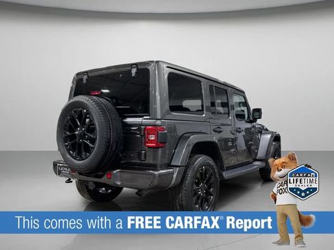 Used 2021 Jeep Wrangler Unlimited Sahara AWD/4WD image 3