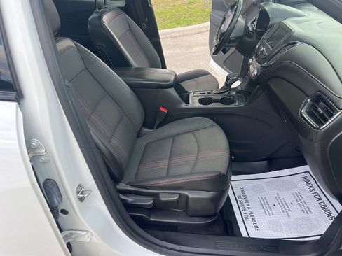 Used 2022 Chevrolet Equinox RS FWD image 50