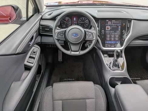 Used 2024 Subaru Outback Premium image 12
