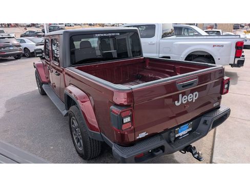 Used 2021 Jeep Gladiator Overland w/ Popular Equipment Package image 9