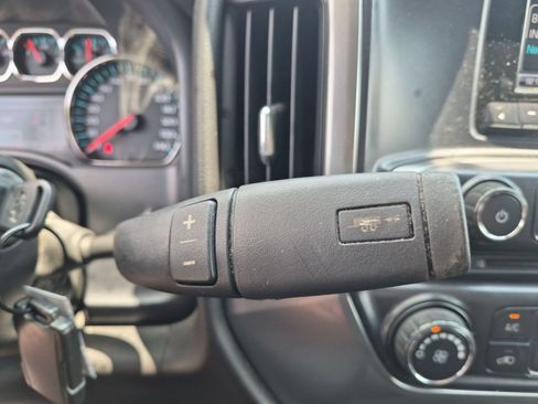 Used 2015 Chevrolet Silverado 1500 LT RWD image 14
