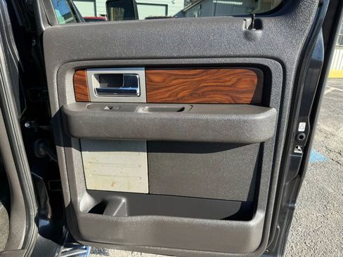 Used 2012 Ford F150 Lariat w/ Lariat Chrome Pkg AWD/4WD image 22