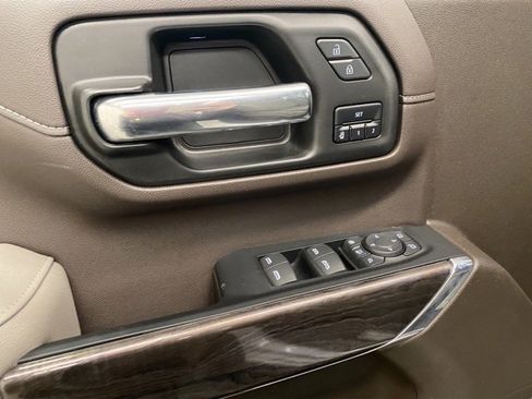 Used 2023 Chevrolet Silverado 2500 LTZ image 25