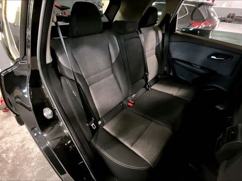 Certified 2023 Nissan Rogue SV image 19