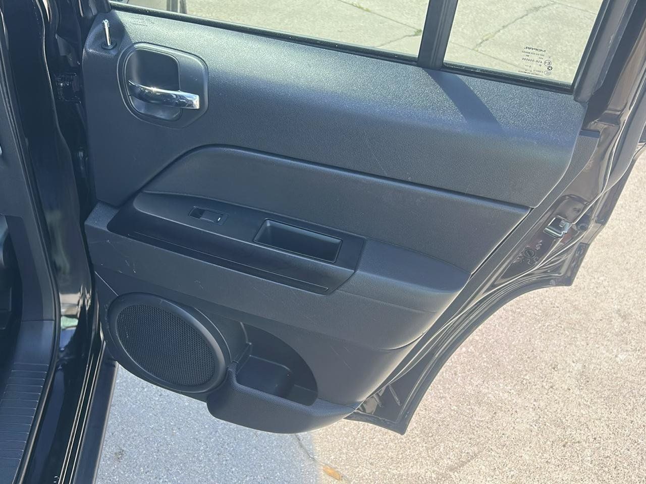 Used 2017 Jeep Patriot High Altitude FWD image 14