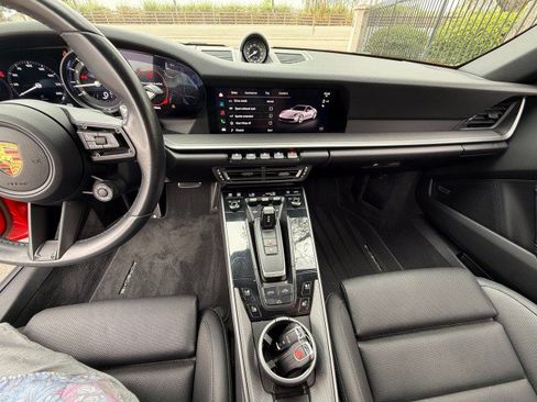 Used 2022 Porsche 911 Carrera RWD image 12