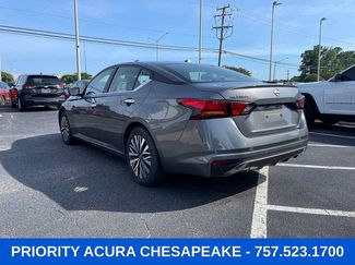 Used 2025 Nissan Altima 2.5 SV FWD video 2
