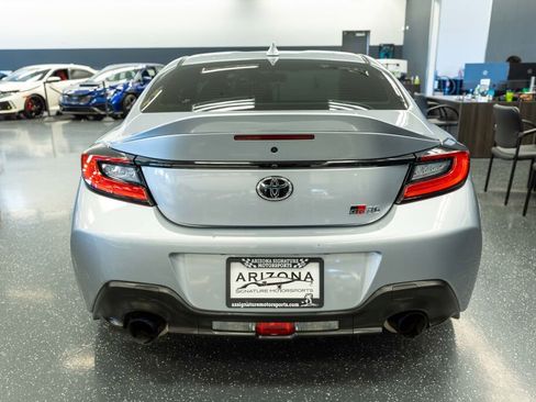 Used 2025 Toyota GR86 Premium image 8