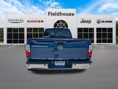 Used 2016 Nissan Titan SL AWD/4WD image 5