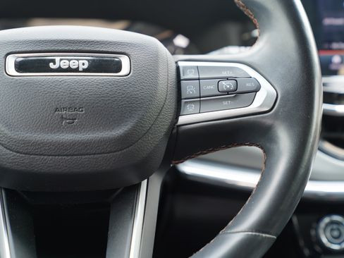 Used 2022 Jeep Compass Limited AWD/4WD image 19