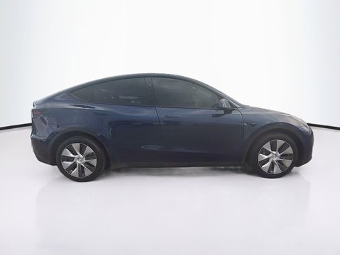 Used 2023 Tesla Model Y Long Range AWD/4WD image 10