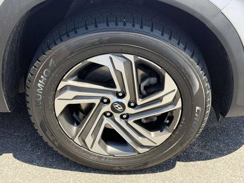 Certified 2022 Hyundai Santa Fe SEL AWD/4WD image 9