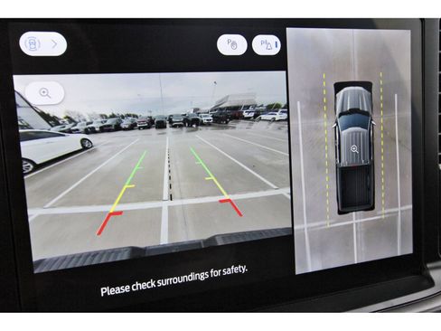 Used 2025 Ford F150 Lariat w/ Equipment Group 502A High image 25