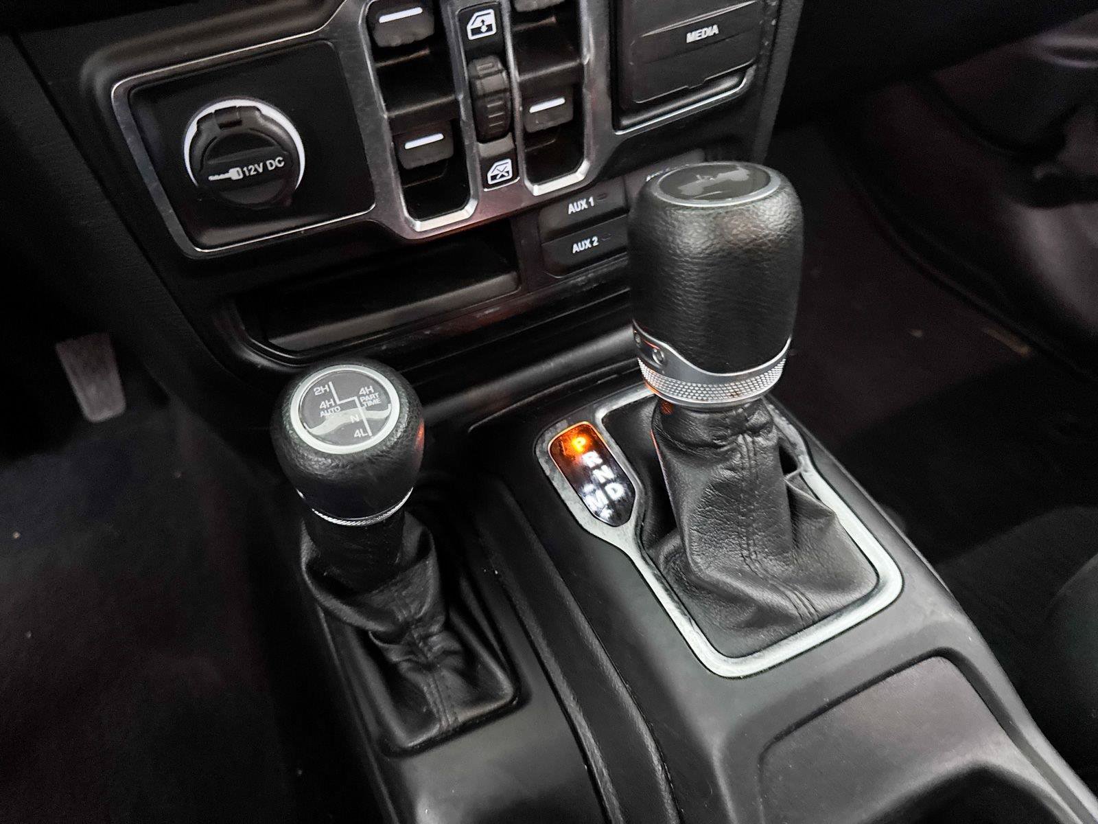 Used 2023 Jeep Wrangler Unlimited w/ Cold Weather Group AWD/4WD image 22
