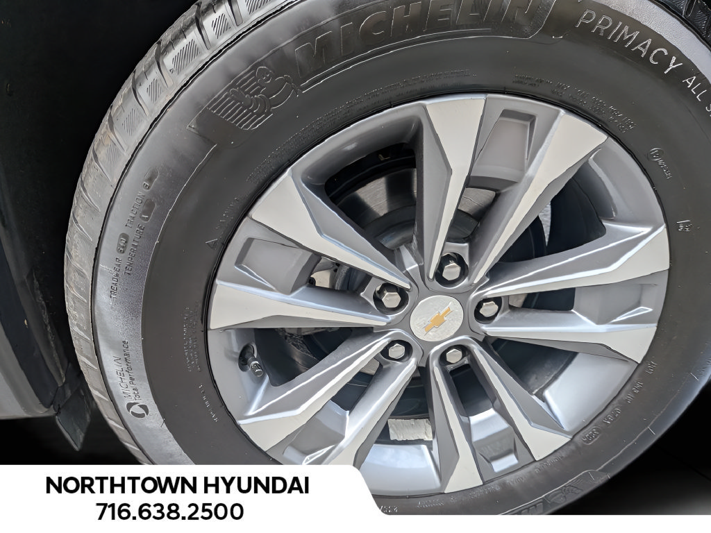 Used 2025 Chevrolet Equinox LT w/ Safety and Technology Package AWD/4WD image 40