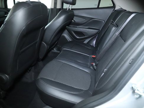 Used 2019 Buick Encore Preferred image 14