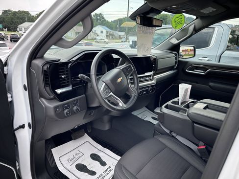 Used 2023 Chevrolet Silverado 1500 LT image 14