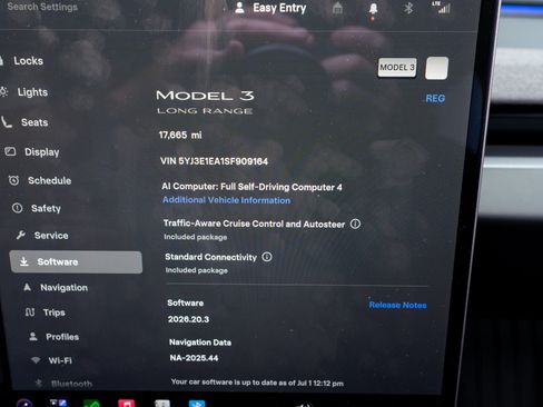 Used 2025 Tesla Model 3 Long Range RWD image 18