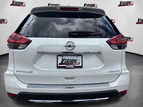 Used 2018 Nissan Rogue SL w/ Premium Package AWD/4WD image 6