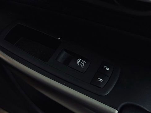 Used 2022 Jeep Cherokee Latitude Lux image 16