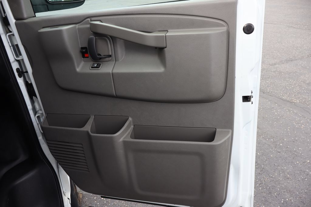 Used 2019 Chevrolet Express 2500 w/ Driver Convenience Package RWD image 20