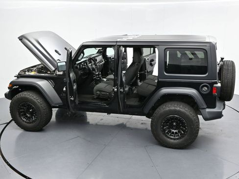Used 2022 Jeep Wrangler Unlimited Sport AWD/4WD image 32
