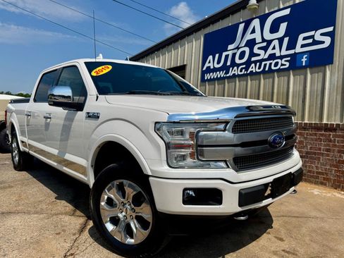 Used 2019 Ford F150 Platinum w/ Equipment Group 701A Luxury AWD/4WD image 2