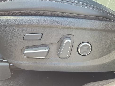 Used 2023 Hyundai Santa Fe Calligraphy FWD image 11