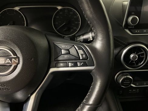 Used 2025 Nissan Sentra SV w/ All-Weather Package FWD image 28
