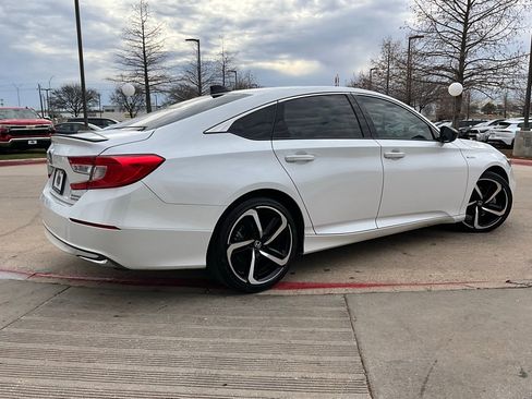 Used 2022 Honda Accord Sport image 6