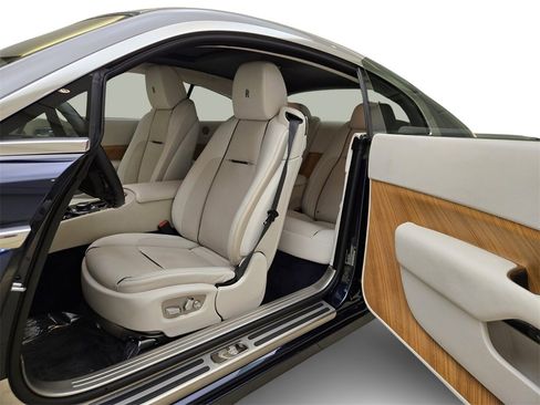 Certified 2016 Rolls-Royce Wraith image 12