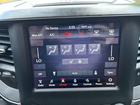 Used 2019 RAM 1500 Big Horn AWD/4WD image 31