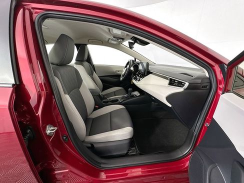 Certified 2025 Toyota Corolla LE FWD image 26