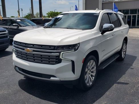 Used 2021 Chevrolet Tahoe Premier RWD image 3