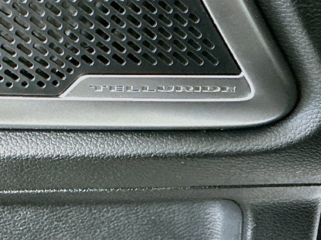 Used 2025 Kia Telluride S AWD/4WD image 30