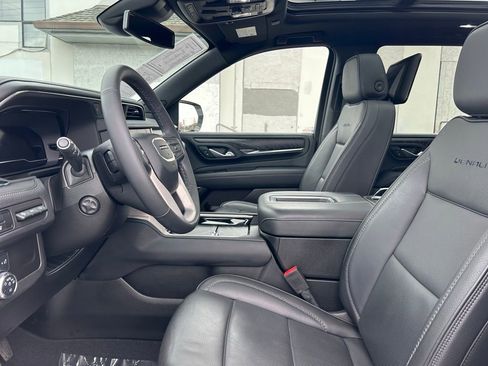 Used 2024 GMC Yukon Denali image 10
