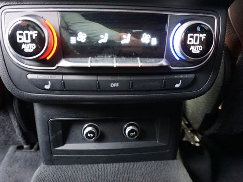 Used 2018 Audi Q7 3.0T Premium Plus image 22