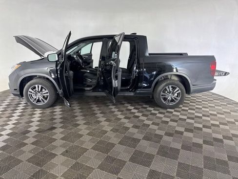 Used 2020 Honda Ridgeline Sport image 11