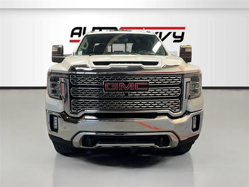 Used 2020 GMC Sierra 2500 SLT image 2