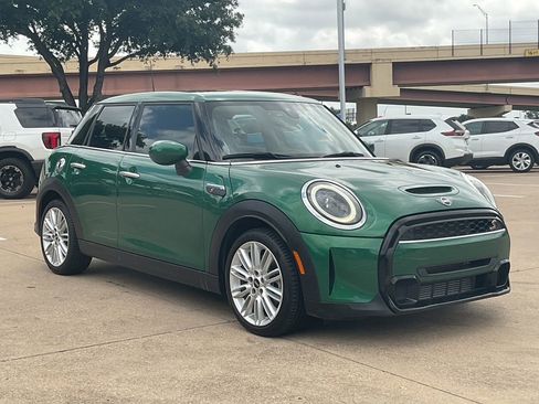 Used 2024 MINI Cooper S FWD image 3
