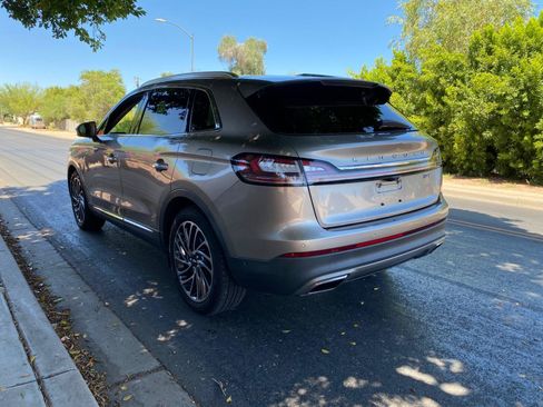 Used 2019 Lincoln Nautilus Reserve FWD image 14
