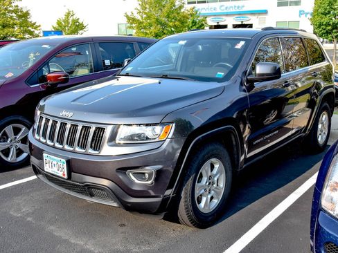 Used 2014 Jeep Grand Cherokee Laredo w/ Quick Order Package 23E AWD/4WD image 1