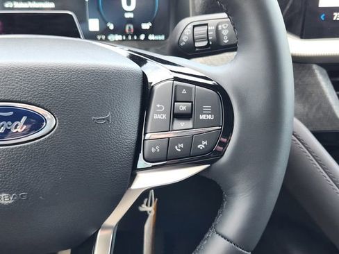 New 2026 Ford Explorer Platinum image 29