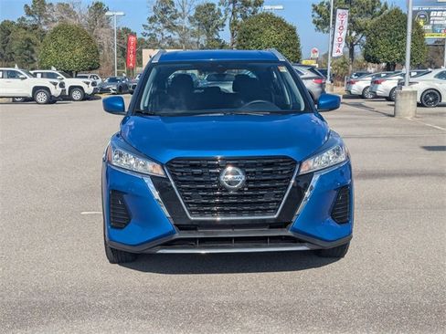 Used 2021 Nissan Kicks SV image 8