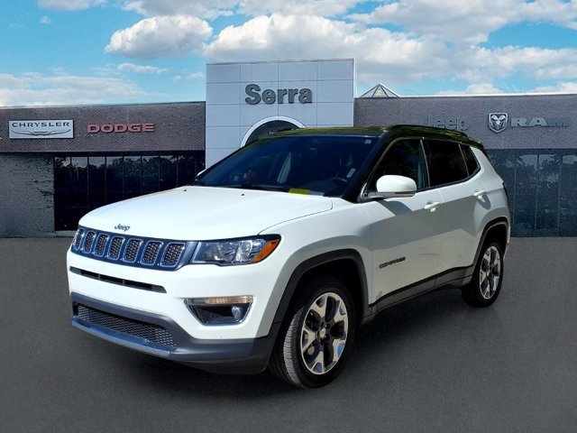 Used 2018 Jeep Compass Limited w/ Navigation Group AWD/4WD image 3