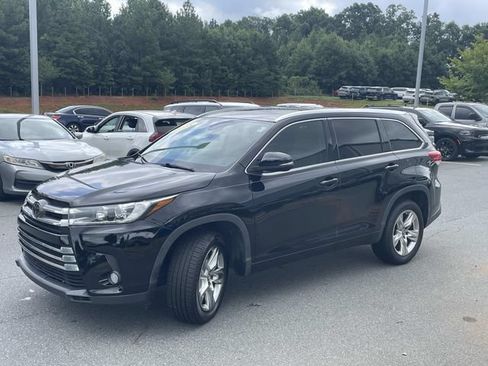 Used 2018 Toyota Highlander Limited FWD image 7