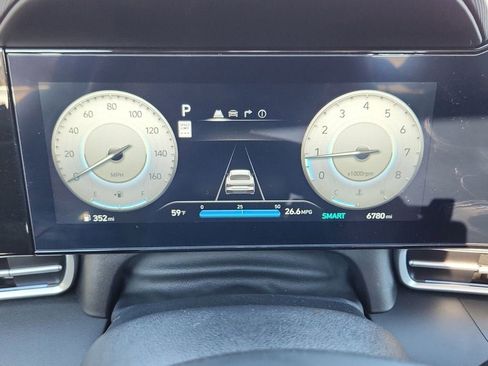 Used 2024 Hyundai Elantra SEL w/ Convenience Package image 24