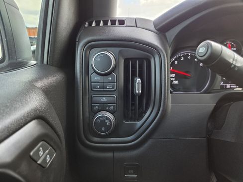Used 2023 Chevrolet Silverado 1500 Custom AWD/4WD image 41