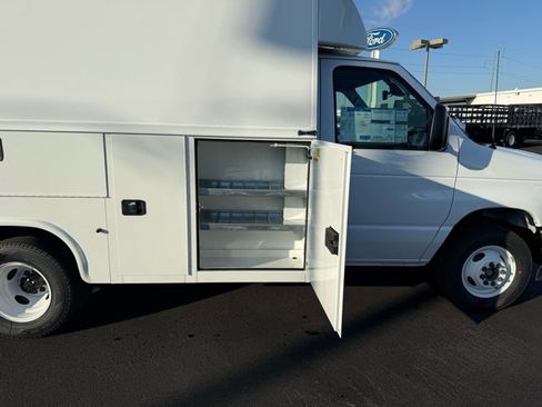 New 2026 Ford E-350 and Econoline 350 Super Duty w/ Power Equipment Group image 8