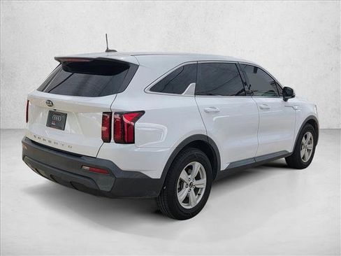 Used 2021 Kia Sorento LX FWD image 5